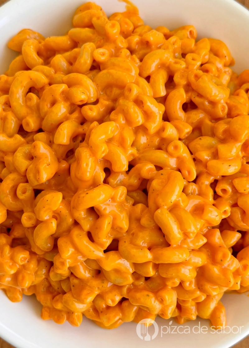 Pasta de coditos al morrón - Pizca de Sabor